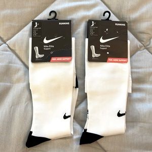 NWT- 2 pairs of Nike Running Socks